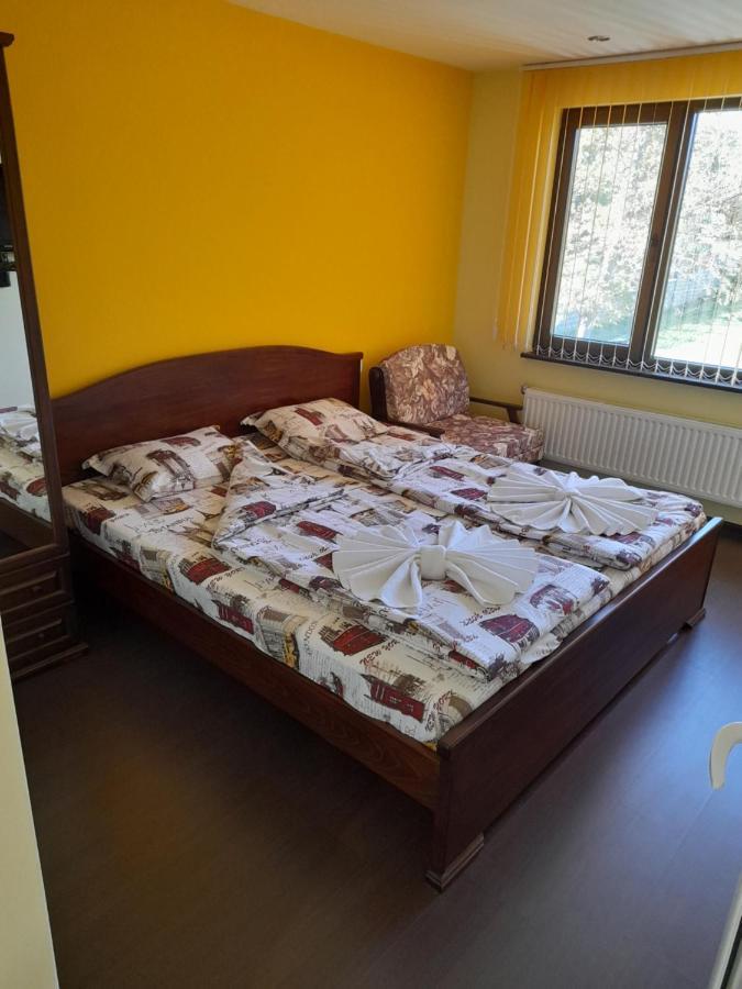 Guest House-Restaurant St. George Gabrovo Exterior photo